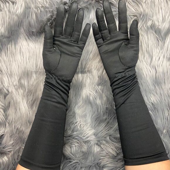 Vintage Black Embroidered Detail Evening Gloves - Picture 3 of 6